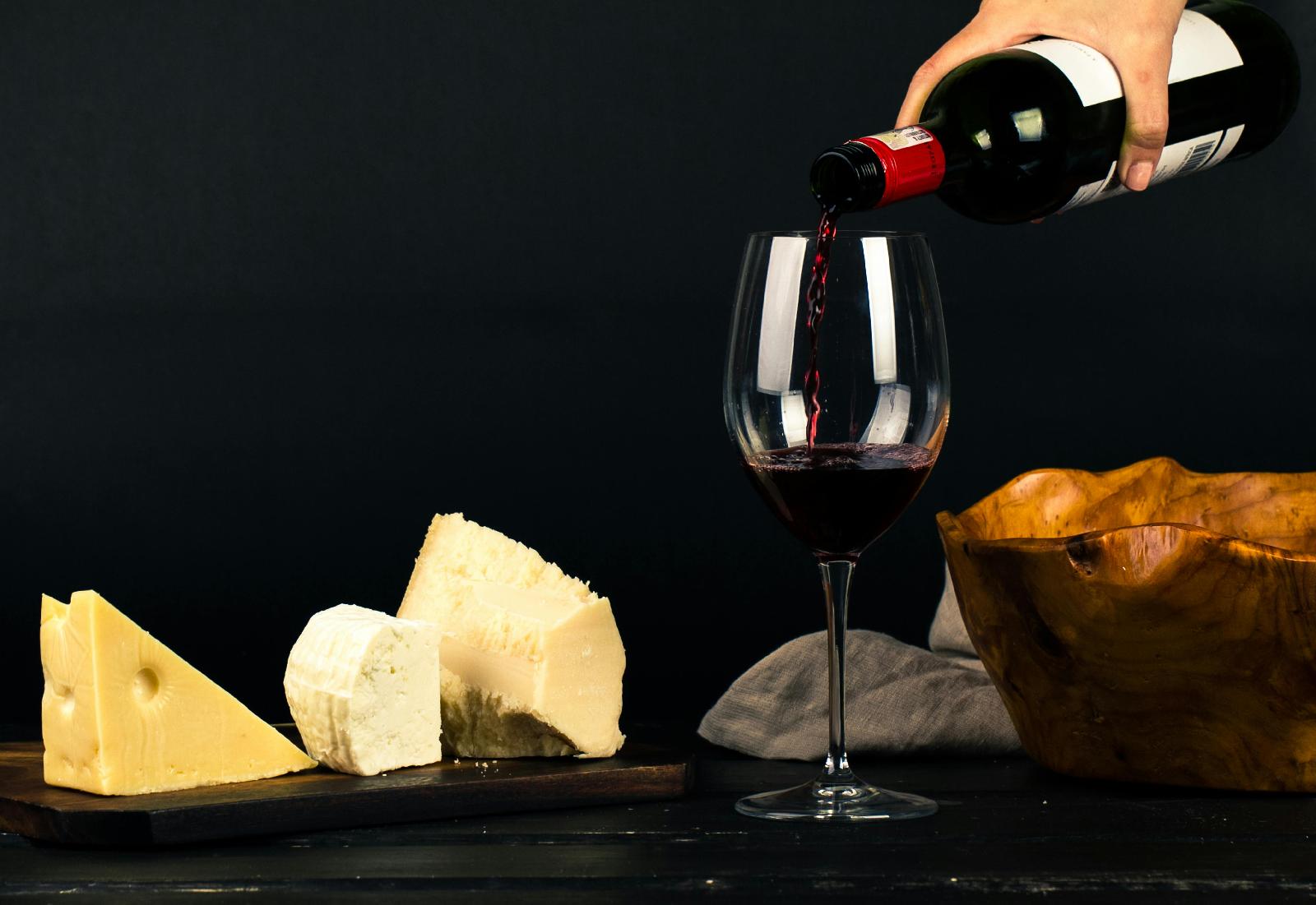 Viniou avis : pourquoi cette application est-elle la meilleure pour gérer votre cave à vin ?